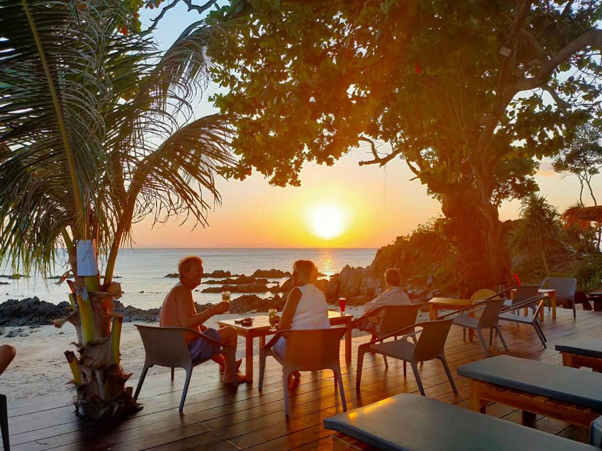 Horizon Beach Resort Csum-sziget Kültér fotó
